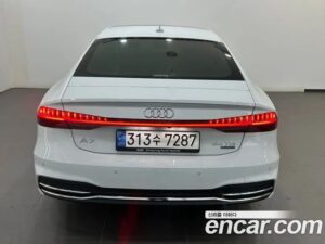 Audi A7 50 TDI 4WD Premium 2022 года из Южной Кореи