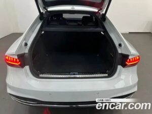 Audi A7 50 TDI 4WD Premium 2022 года из Южной Кореи