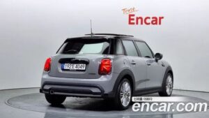 Mini Cooper 5Door CLASSIC Plus COMFORT PACK 2022 года из Южной Кореи