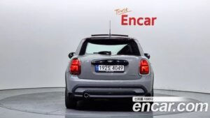 Mini Cooper 5Door CLASSIC Plus COMFORT PACK 2022 года из Южной Кореи