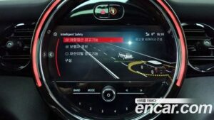 Mini Cooper 5Door CLASSIC Plus COMFORT PACK 2022 года из Южной Кореи