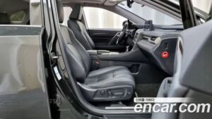 Lexus RX Executive 2021 года из Южной Кореи