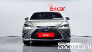 Lexus ES Luxury Plus 2021 года из Южной Кореи