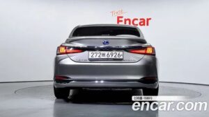 Lexus ES Luxury Plus 2021 года из Южной Кореи