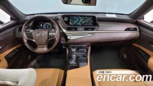 Lexus ES Luxury Plus 2021 года из Южной Кореи