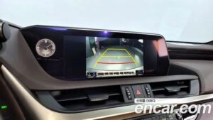 Lexus ES Luxury Plus 2021 года из Южной Кореи