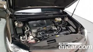 Toyota Camry 2.5 XLE HYBRID 2020 года из Южной Кореи