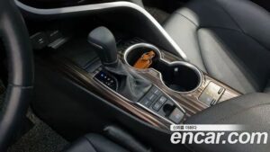 Toyota Camry 2.5 XLE HYBRID 2020 года из Южной Кореи