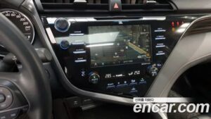 Toyota Camry 2.5 XLE HYBRID 2020 года из Южной Кореи