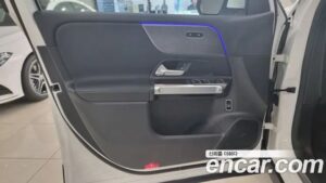Mercedes-Benz EQB EQB300 4MATIC AMG LINE 2022 года из Южной Кореи