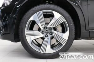 Audi e-tron 55 4WD Sportback 2022 года из Южной Кореи