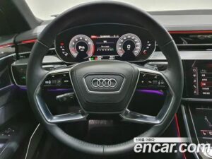 Audi A8 55 TFSI 4WD LWB 2021 года из Южной Кореи