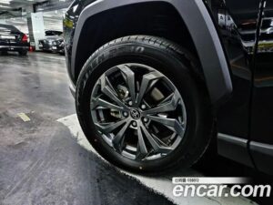 Toyota RAV4 2.5 2WD HYBRID 2022 года из Южной Кореи