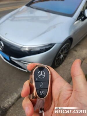 Mercedes-Benz EQS EQS450 4MATIC 2023 года из Южной Кореи