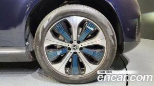 Mercedes-Benz EQC EQC400 4MATIC 2020 года из Южной Кореи