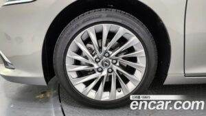 Lexus ES Luxury Plus 2022 года из Южной Кореи