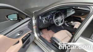 Lexus ES Luxury Plus 2022 года из Южной Кореи