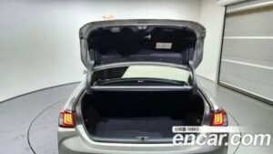 Lexus ES Luxury Plus 2022 года из Южной Кореи