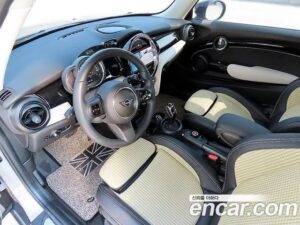 Mini Cooper GEN Z Edition 2022 года из Южной Кореи