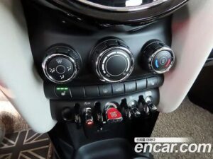 Mini Cooper GEN Z Edition 2022 года из Южной Кореи