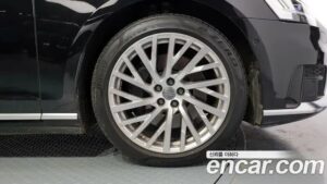 Audi A8 55 TFSI 4WD LWB 2020 года из Южной Кореи