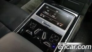 Audi A8 55 TFSI 4WD LWB 2020 года из Южной Кореи
