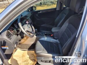 Volkswagen Tiguan 2.0 TDI Prestige 2020 года из Южной Кореи