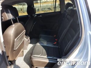 Volkswagen Tiguan 2.0 TDI Prestige 2020 года из Южной Кореи