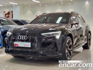 Audi e-tron S 2022 года из Южной Кореи