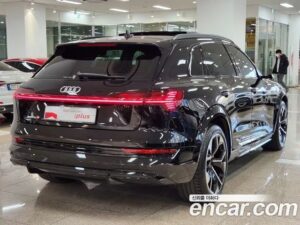 Audi e-tron S 2022 года из Южной Кореи