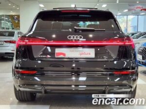 Audi e-tron S 2022 года из Южной Кореи