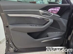 Audi e-tron S 2022 года из Южной Кореи