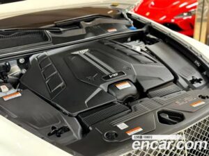 Bentley Bentayga 4.0 V8 2022 года из Южной Кореи