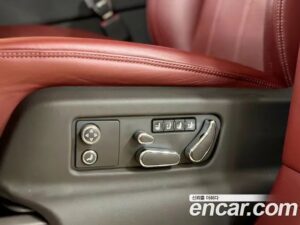 Bentley Bentayga 4.0 V8 2022 года из Южной Кореи