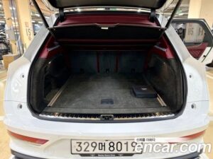 Bentley Bentayga 4.0 V8 2022 года из Южной Кореи