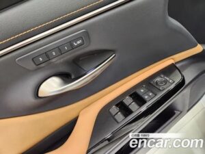 Lexus ES Luxury Plus 2022 года из Южной Кореи
