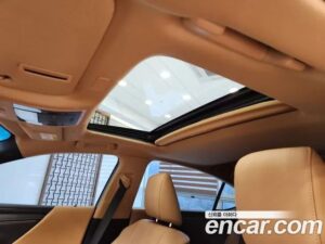 Lexus ES Luxury Plus 2022 года из Южной Кореи