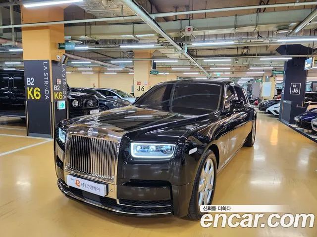 Rolls-Royce Phantom 6.7 EWB V12 2020 года из Кореи