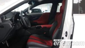 Lexus ES F-Sport 2022 года из Южной Кореи