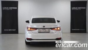 Lexus ES Luxury Plus 2022 года из Южной Кореи