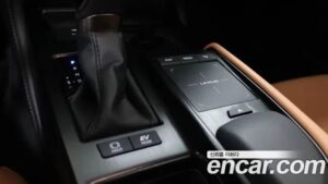 Lexus ES Luxury Plus 2022 года из Южной Кореи
