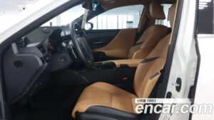 Lexus ES Luxury Plus 2022 года из Южной Кореи