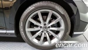Volkswagen Passat 2.0 TDI Prestige 2021 года из Южной Кореи