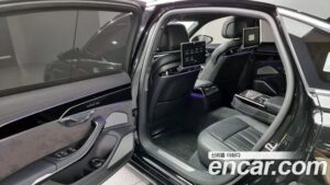 Audi A8 55 TFSI 4WD LWB 2020 года из Южной Кореи