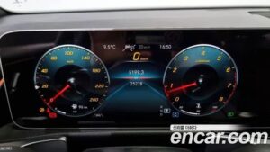 Mercedes-Benz GLB-Class GLB250 4MATIC 2020 года из Южной Кореи