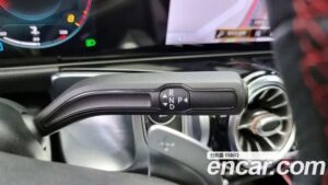 Mercedes-Benz GLB-Class GLB250 4MATIC 2020 года из Южной Кореи