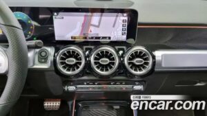 Mercedes-Benz GLB-Class GLB250 4MATIC 2020 года из Южной Кореи