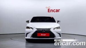 Lexus ES Luxury 2021 года из Южной Кореи