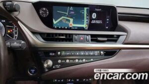 Lexus ES Luxury 2021 года из Южной Кореи