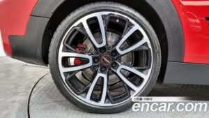Mini Clubman JCW 2022 года из Южной Кореи